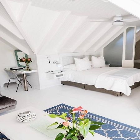 แอดมิรัลตี้ บีชเฮาส์ Bed & Breakfast พอร์ตเอลิซาเบธ ภายนอก รูปภาพ
