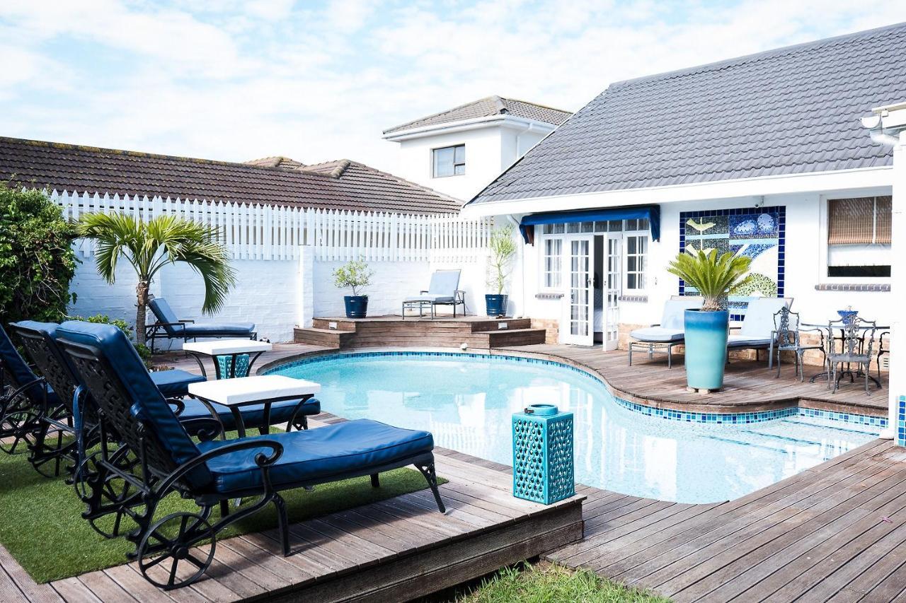 แอดมิรัลตี้ บีชเฮาส์ Bed & Breakfast พอร์ตเอลิซาเบธ ภายนอก รูปภาพ