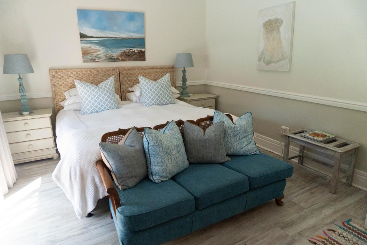 แอดมิรัลตี้ บีชเฮาส์ Bed & Breakfast พอร์ตเอลิซาเบธ ภายนอก รูปภาพ