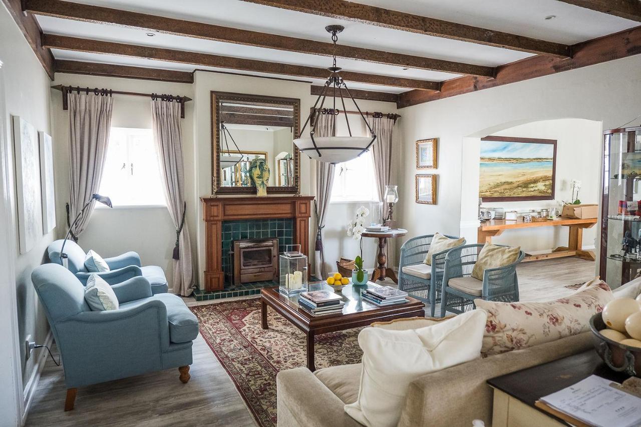 แอดมิรัลตี้ บีชเฮาส์ Bed & Breakfast พอร์ตเอลิซาเบธ ภายนอก รูปภาพ