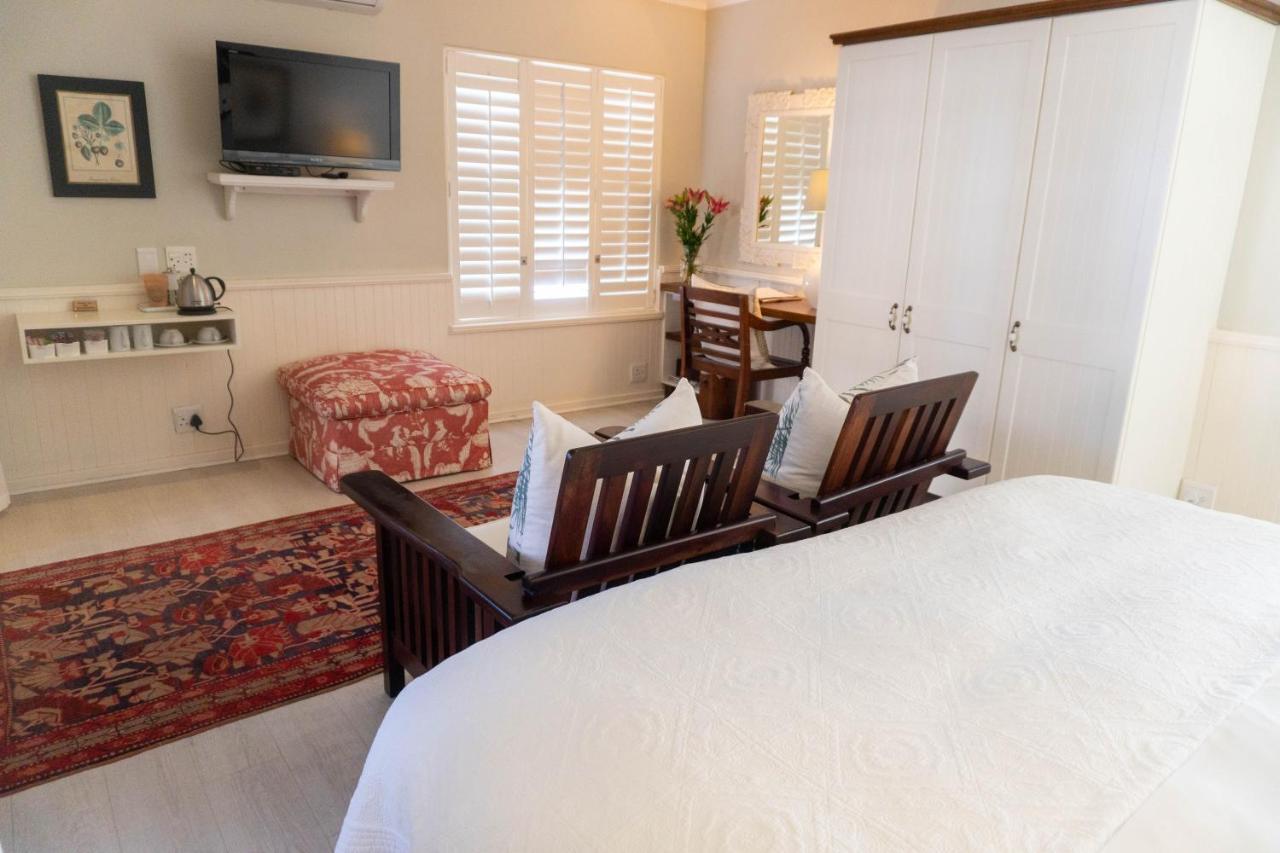แอดมิรัลตี้ บีชเฮาส์ Bed & Breakfast พอร์ตเอลิซาเบธ ภายนอก รูปภาพ