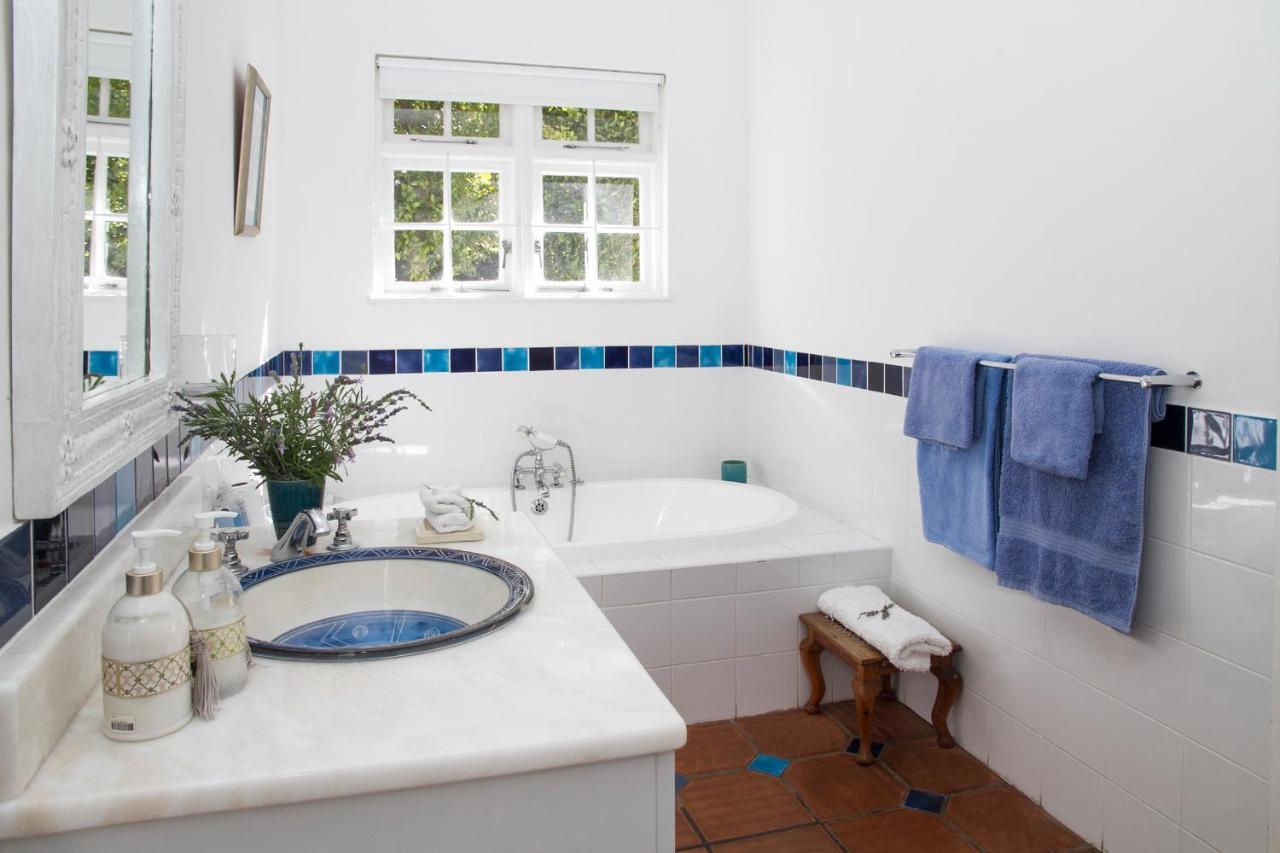 แอดมิรัลตี้ บีชเฮาส์ Bed & Breakfast พอร์ตเอลิซาเบธ ภายนอก รูปภาพ