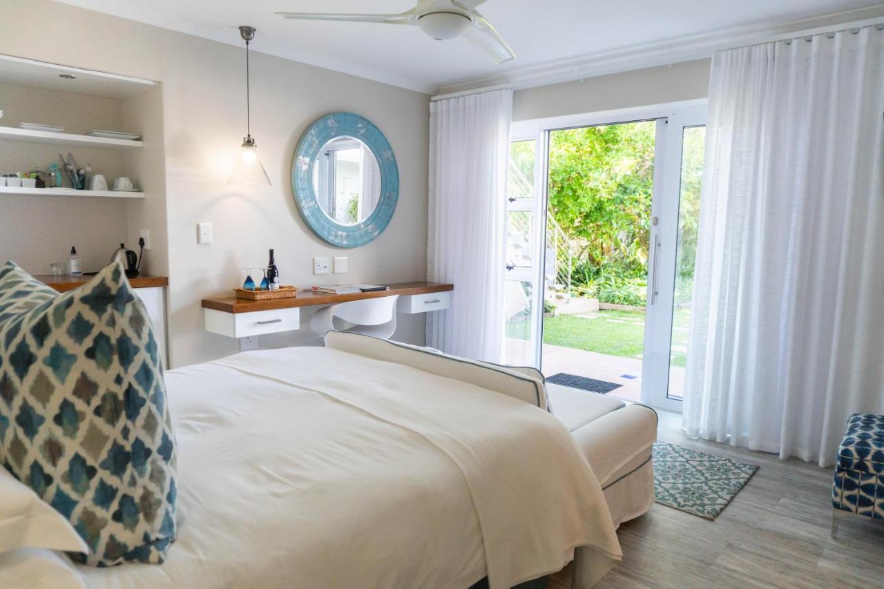 แอดมิรัลตี้ บีชเฮาส์ Bed & Breakfast พอร์ตเอลิซาเบธ ภายนอก รูปภาพ