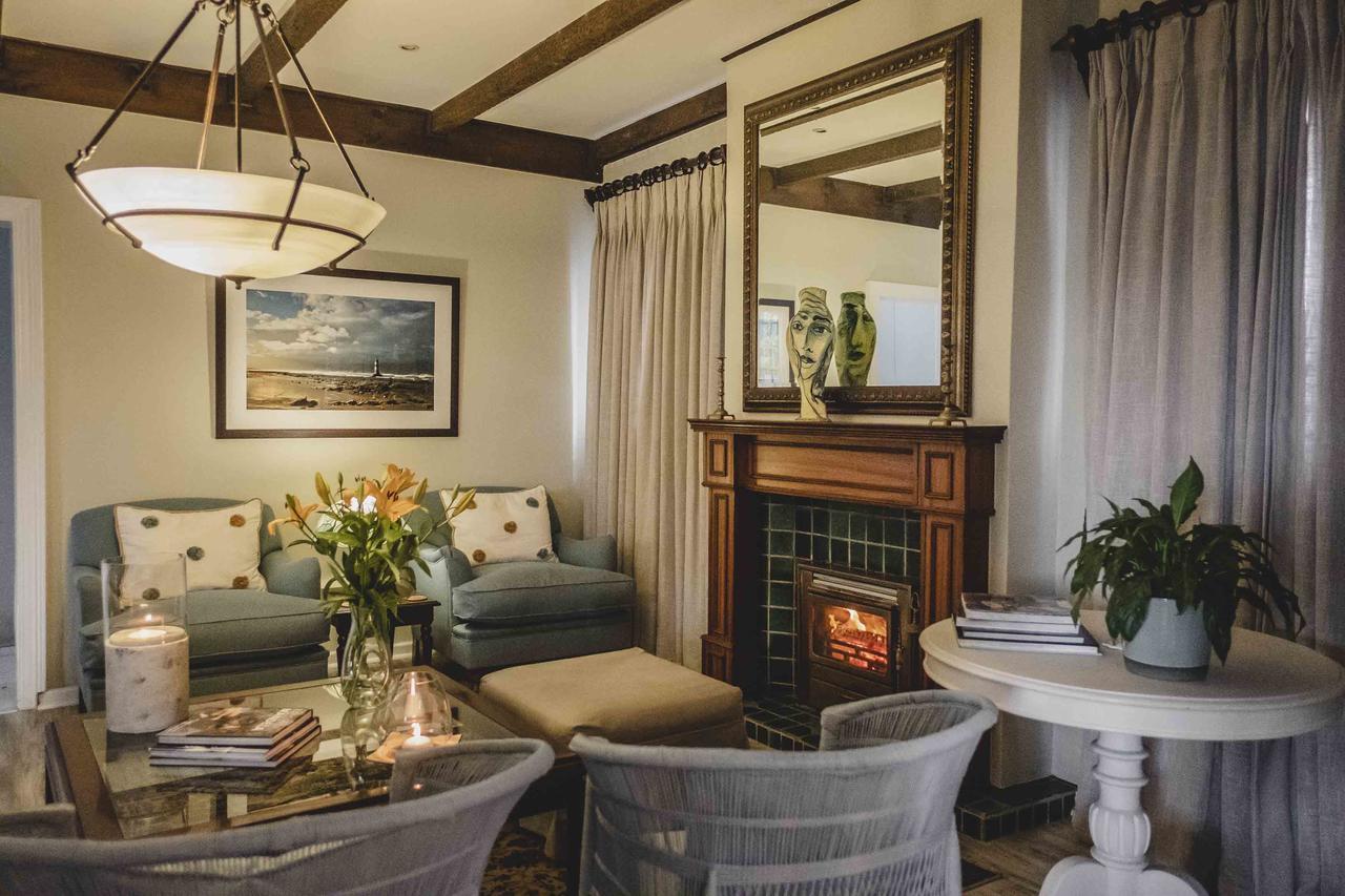 แอดมิรัลตี้ บีชเฮาส์ Bed & Breakfast พอร์ตเอลิซาเบธ ภายนอก รูปภาพ