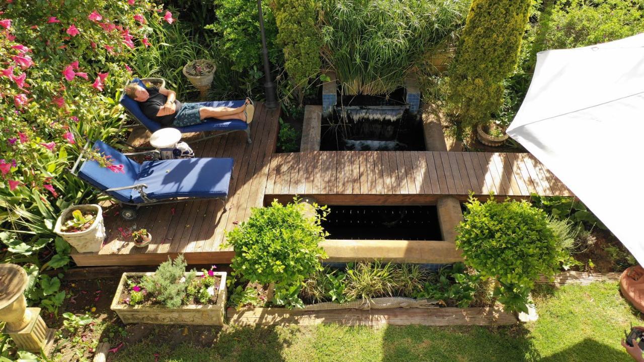 แอดมิรัลตี้ บีชเฮาส์ Bed & Breakfast พอร์ตเอลิซาเบธ ภายนอก รูปภาพ